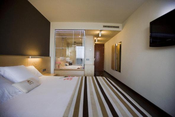 Hotel Restaurant Sant Pol Sant Feliu de Guíxols Room photo